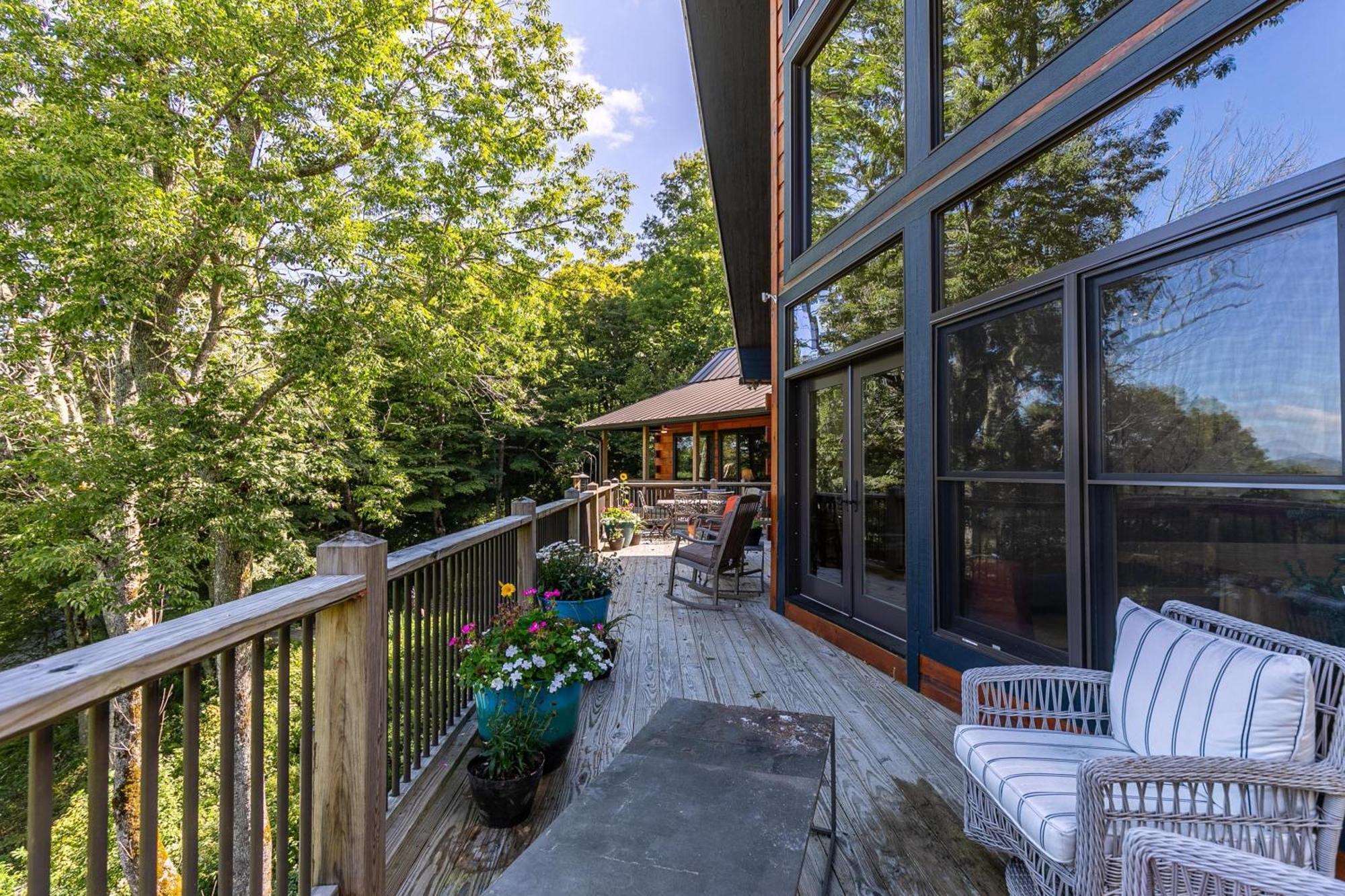 Rested Traveler Blowing Rock Εξωτερικό φωτογραφία